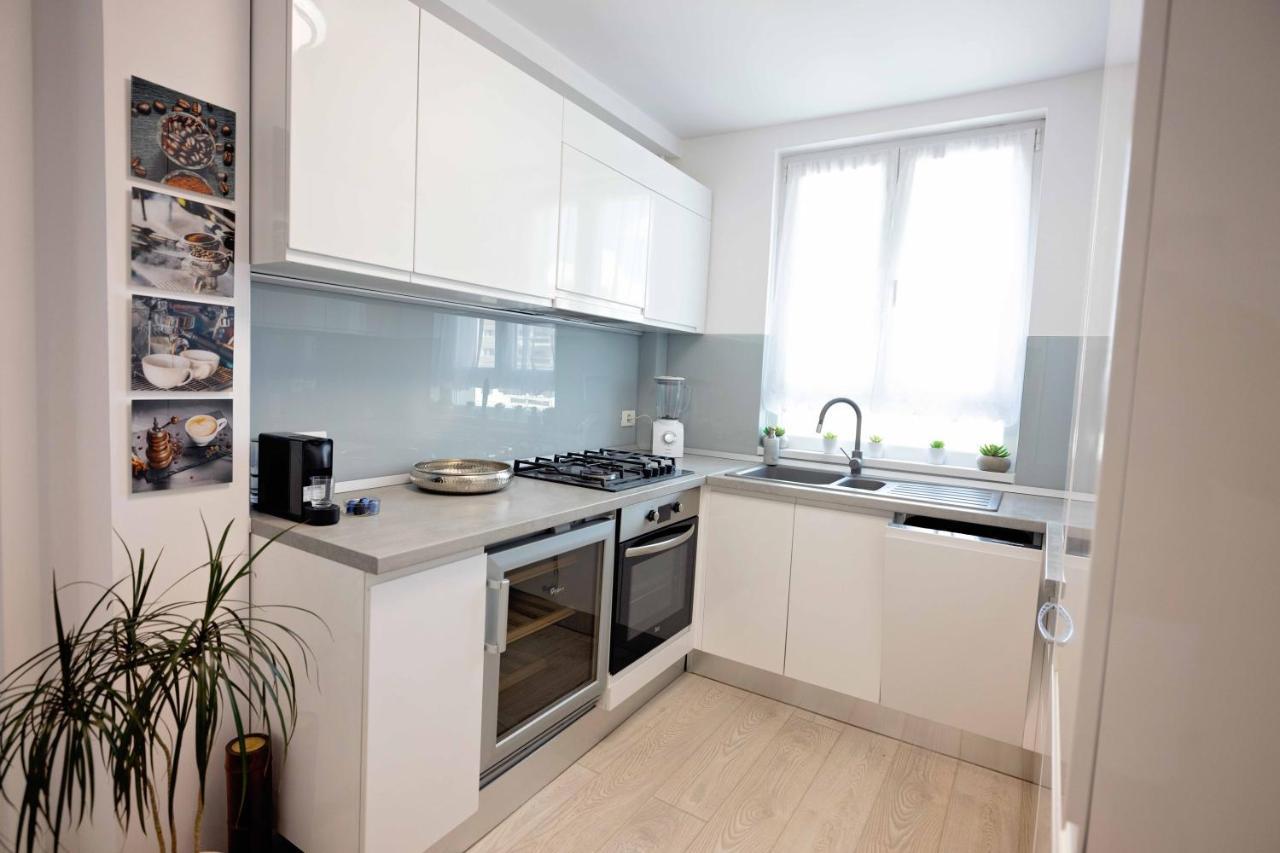 Joyful Apartment Timişoara Extérieur photo
