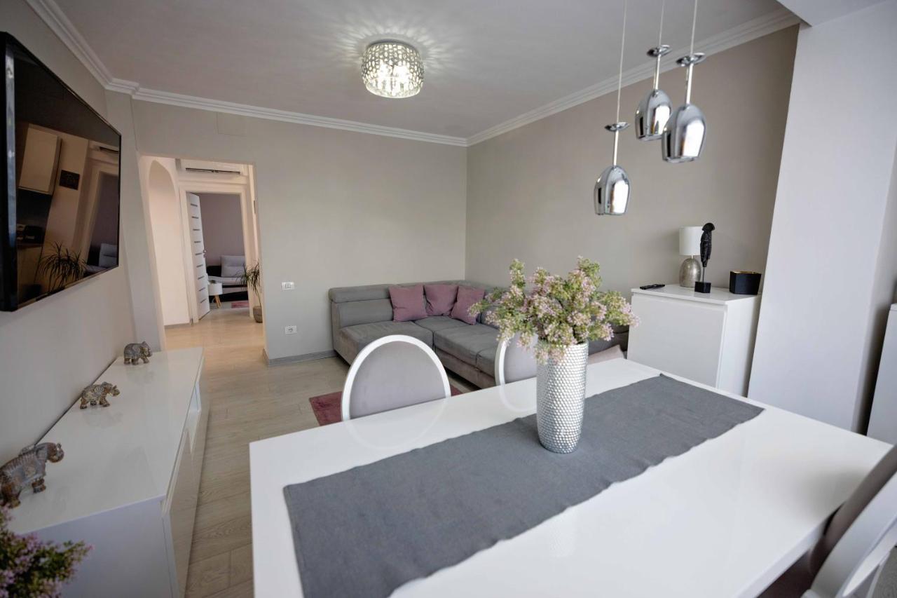 Joyful Apartment Timişoara Extérieur photo