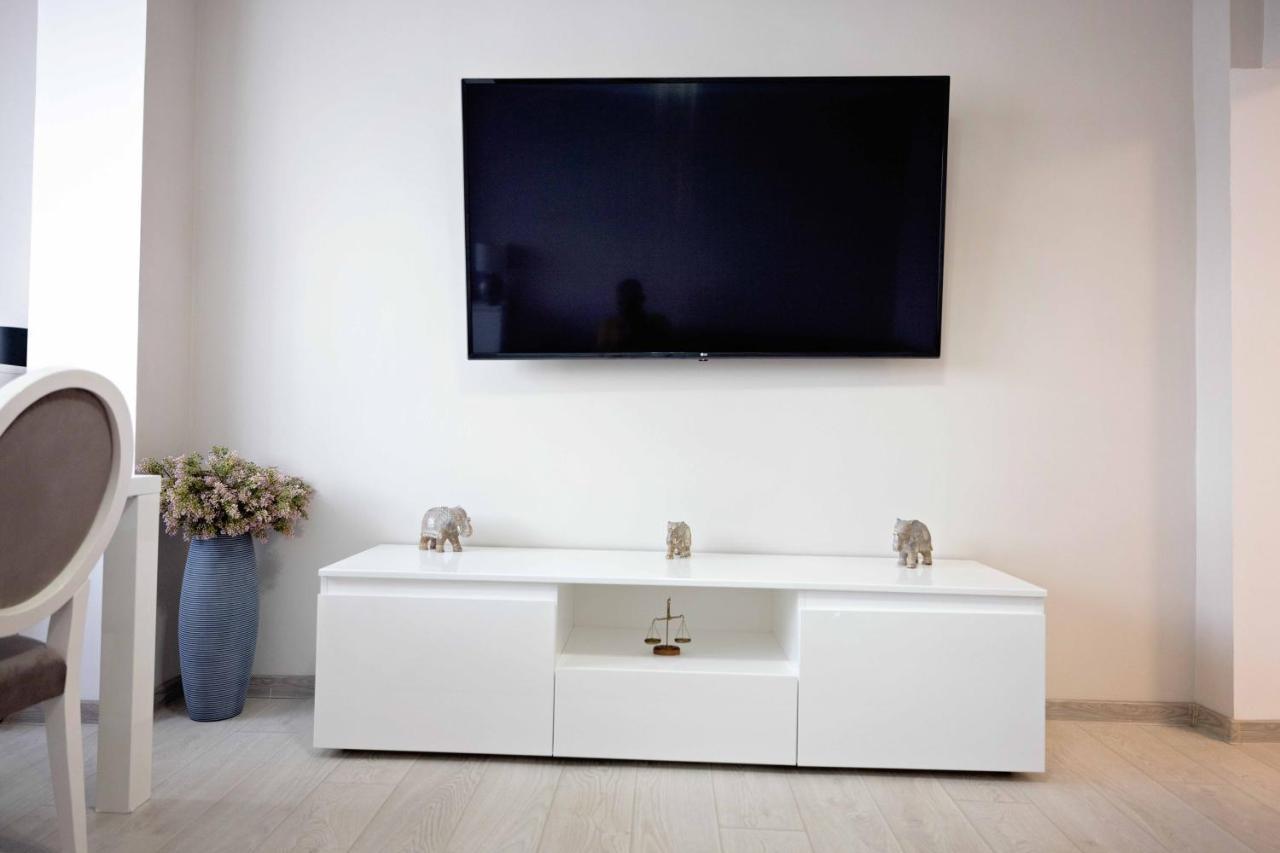 Joyful Apartment Timişoara Extérieur photo